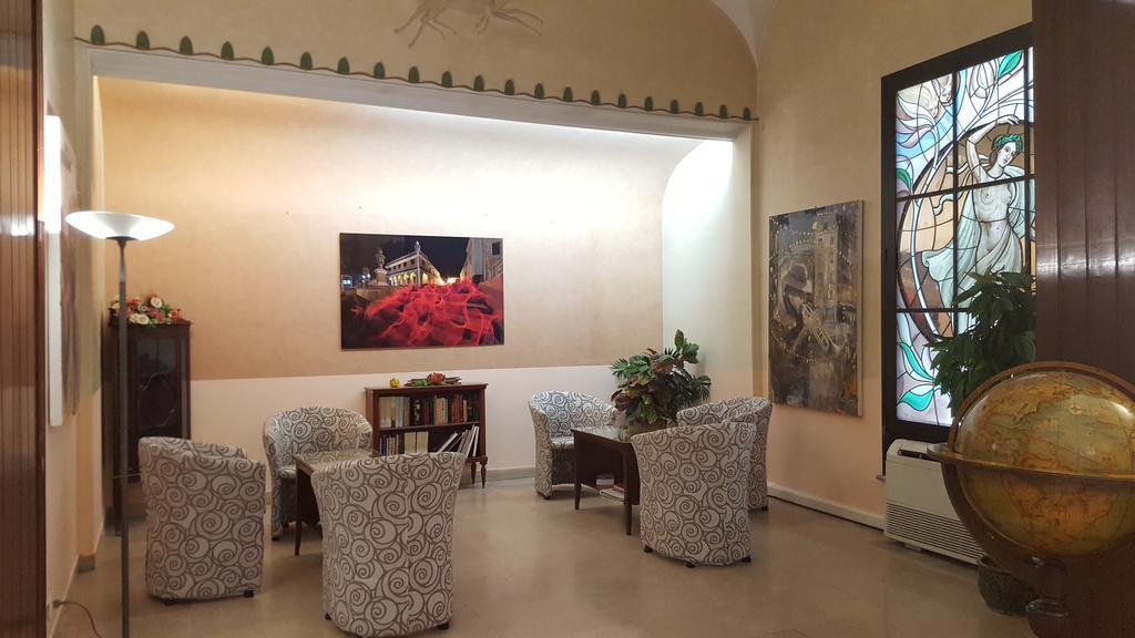 Hotel Flora Prato  Luaran gambar